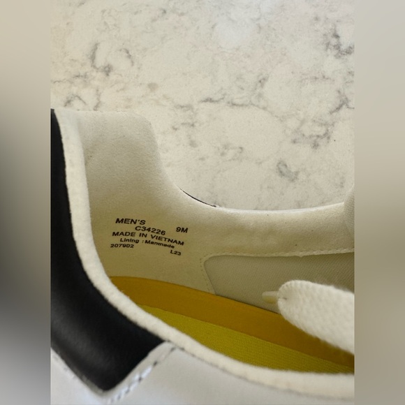 Cole Haan White and Black Sneakers size 9 men’s - Picture 7 of 10